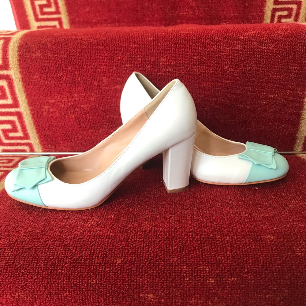 Journee Collection sized 8 heels